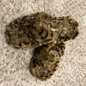 Animal print fuzzy slippers